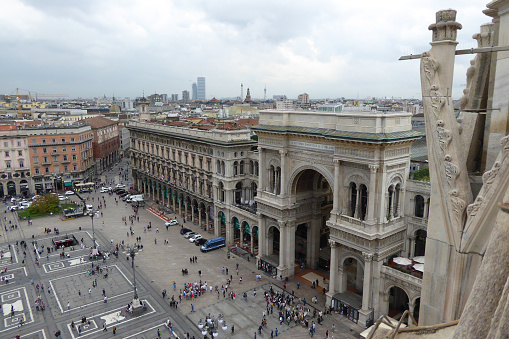 Breathtaking views from Milan´s cathedral down to fashion city