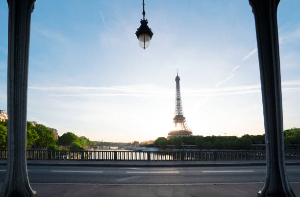 istock eiffel tour over Seine river 1198888651