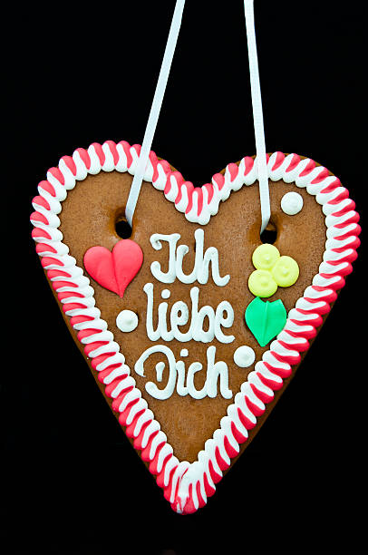 istock Beer Fest Gingerbread Heart 119892680