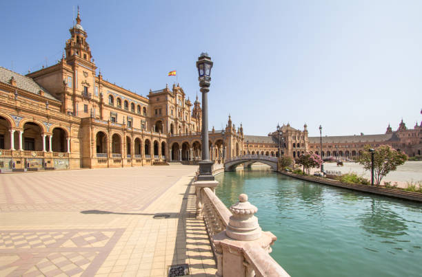 istock Plaza de Espana, Seville, Spain 1198986123