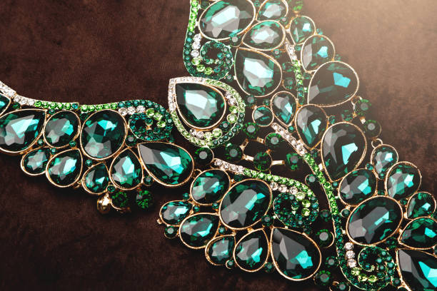 istock Luxury necklace with green gemstones 1199024086