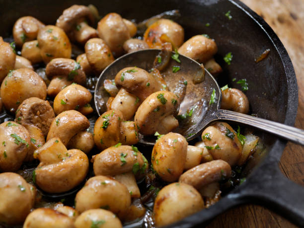 istock Butter and Garlic Mushrooms with Onions 1199038943