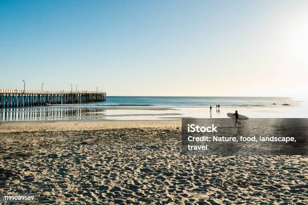 Cayucos State Beach And Historic Cayucos Pier Stock Photo - Download Image Now - Cayucos, California, Beach