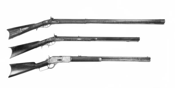 tre antichi fucili occidentali americani. - ramrod foto e immagini stock