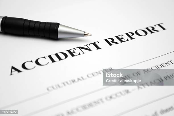Segnalazione Degli Incidenti - Fotografie stock e altre immagini di Rapporto - Rapporto, Incidente dei trasporti, Incidente