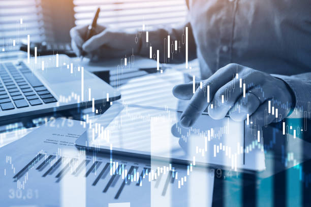 conceito financeiro de fundo, dinheiro e finanças com gráficos - spreadsheet finance financial figures number - fotografias e filmes do acervo