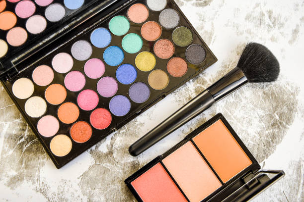 istock Professional make-up eyeshadow palette and dry highlighter 1199236805