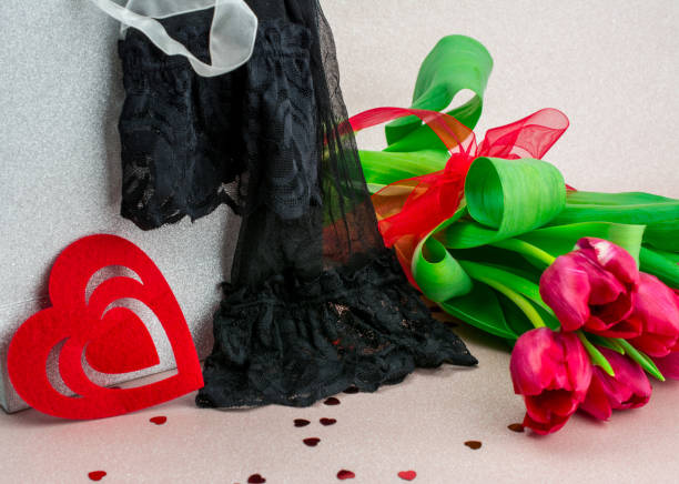 istock tulips  with underwear  in box hearts 1199236823