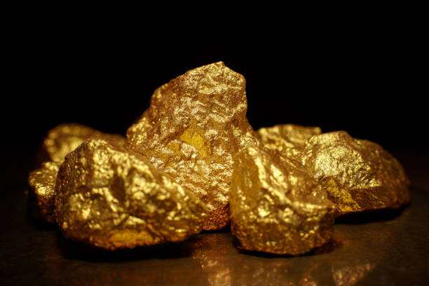 istock Mound of gold 1199291627