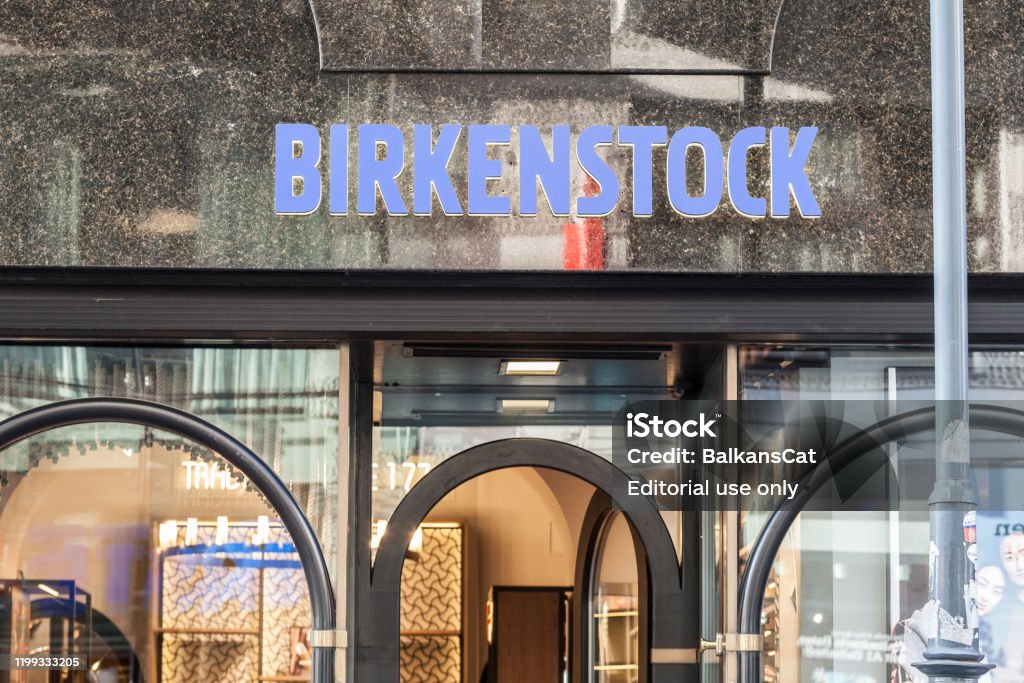 Tilintetgøre Moske harpun Birkenstock Logo On A Vienna Reseller Store Taken On Their Local Boutique  Birkenstock Is A Shoe Manufacturer Famous For Its Sandals Stock Photo -  Download Image Now - iStock