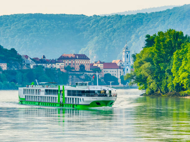 регион долина реки дунай в австрии - danube river danube valley river valley стоковые фото и изображения