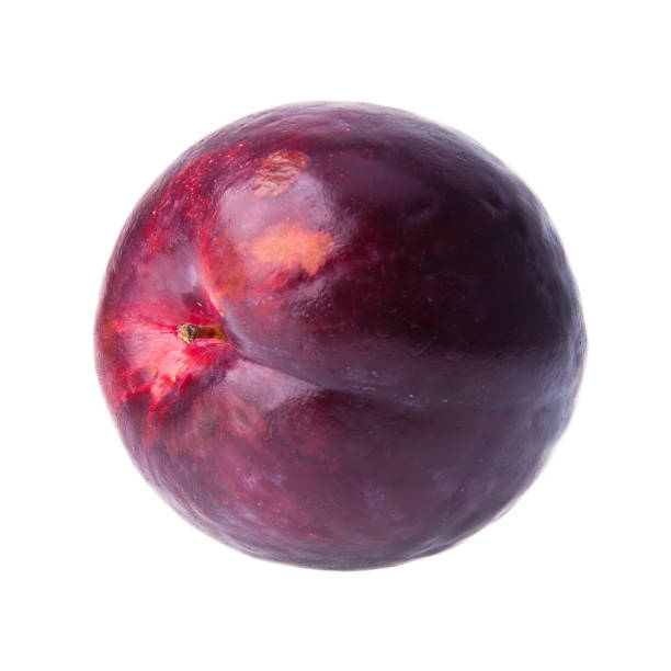 prugna o frutta sweet ripe plum su uno sfondo - red potato isolated raw potato raw foto e immagini stock