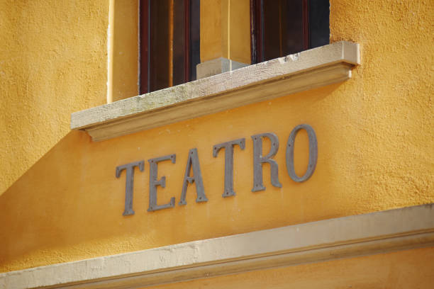 istock theatre sign in Italian 1199441910