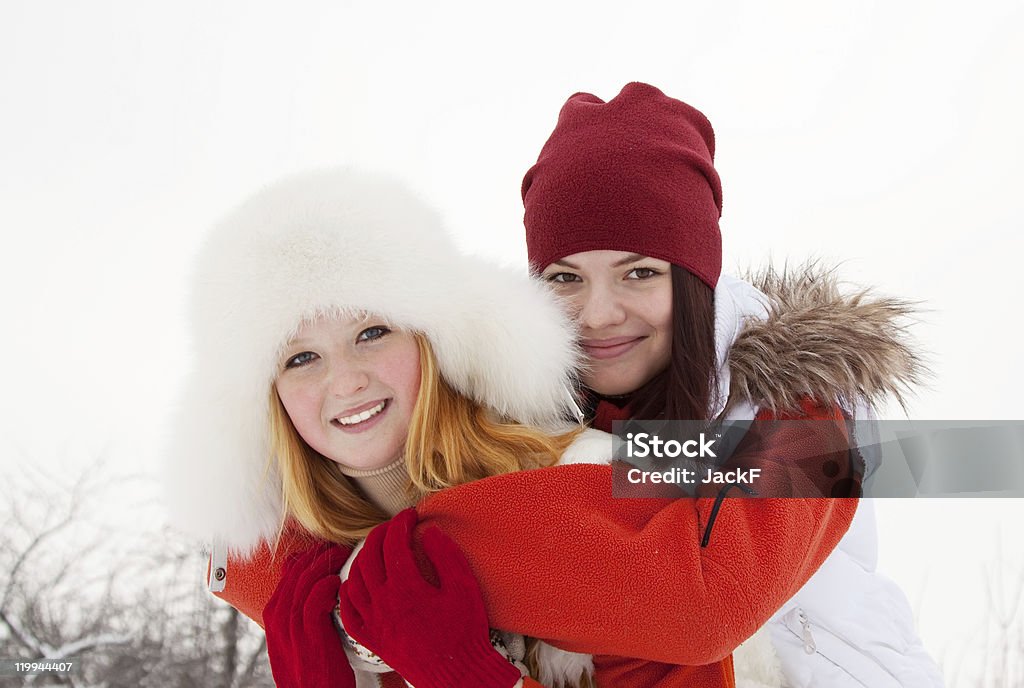 Portrait de jeunes filles en hiver - Photo de 16-17 ans libre de droits