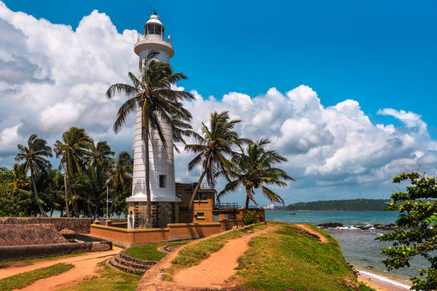 white lighthouse in fort Galle white lighthouse in fort Galle on Sri Lanka southern sri lanka stock pictures, royalty-free photos & images