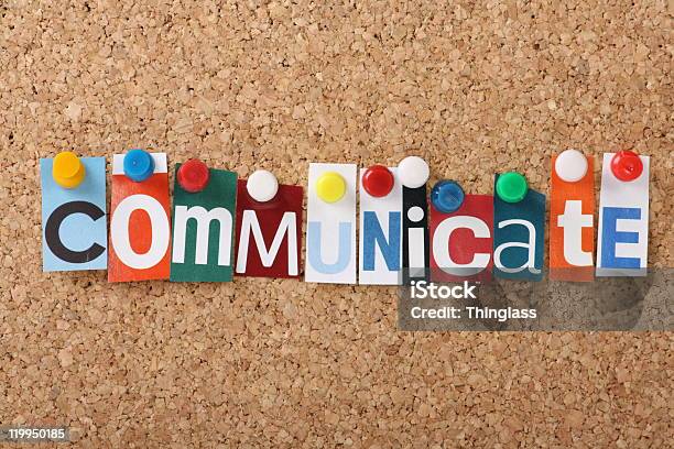 Comunicar - Fotografias de stock e mais imagens de Comunicação - Comunicação, Conexão, Dividir