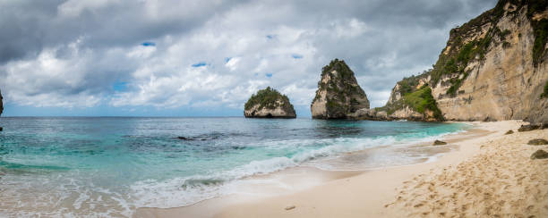 istock Diamond beach, Nusa Penida 1199511999