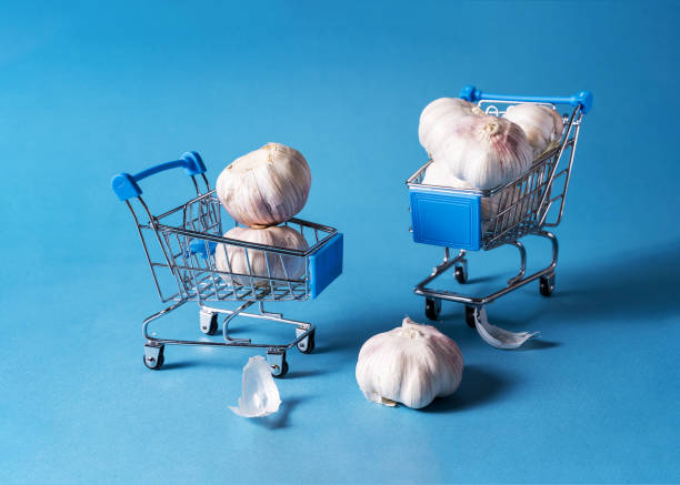 Garlic in the basket