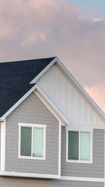 istock Vertical frame Upper facade of a double storey home 1199552382