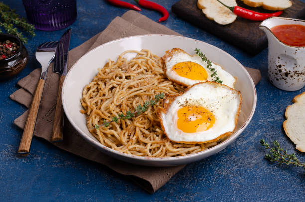 istock Wholegrain pasta with minced meat 1199554171