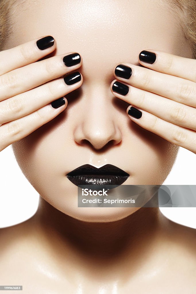 높은 패션 스타일, 매니큐어. 블랙 입술모양 & 네일 - 로열티 프리 검은색 스톡 사진