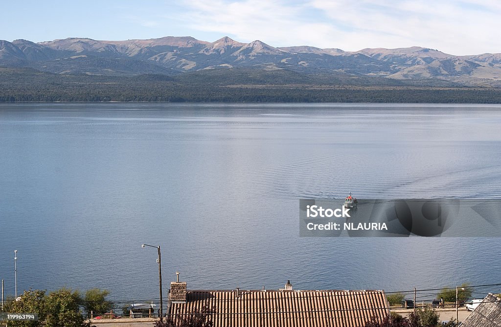 Lago Nahuel Huapi - Foto de stock de Agua libre de derechos