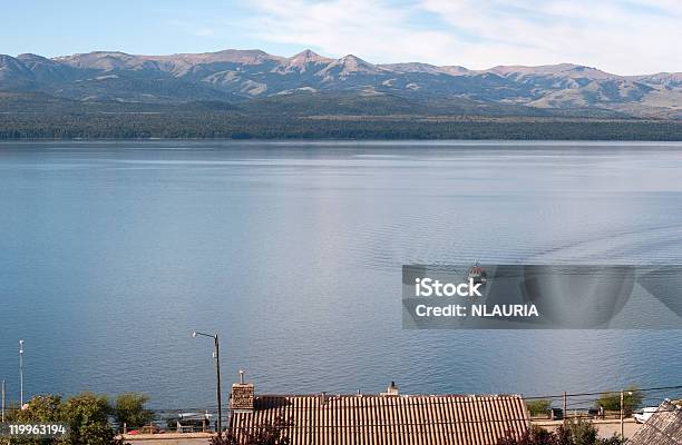 Lago Nahuel Huapi Foto de stock y más banco de imágenes de Agua - Agua, Aire libre, América del Sur