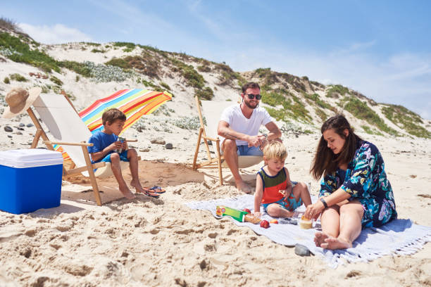 istock Time for a snack before heading to the sea 1199681958