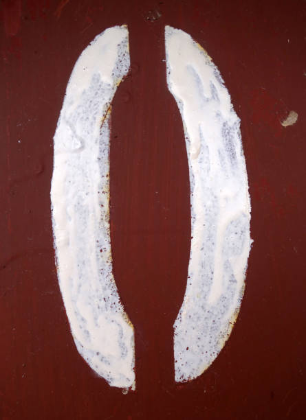 istock Zero number in stencil on grungy red wall. 1199705031