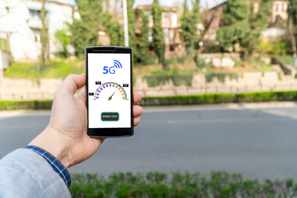 istock 5g network speedtest performed outdoors 1199715454