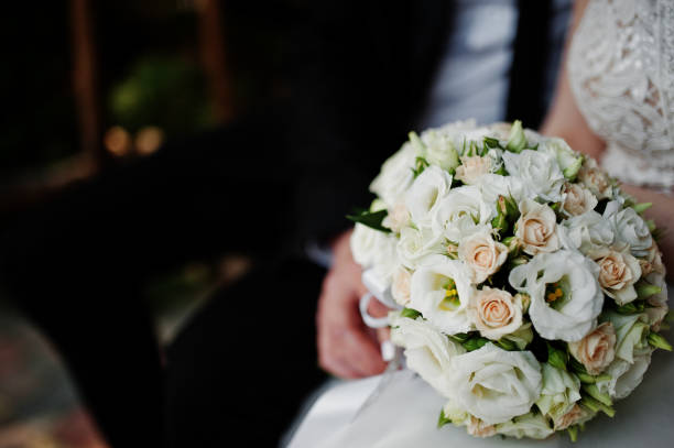 istock Beautiful modern and elegance wedding bouquet. 1199718389