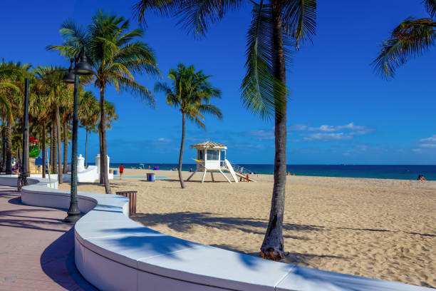 istock Fort Lauderdale beach near Las Olas Boulevard with the distinctive wall 1199718410