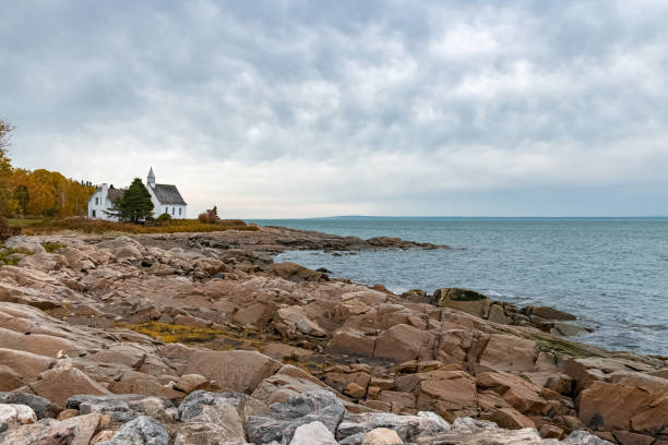 istock Canada, a small church on the shore 1199734037