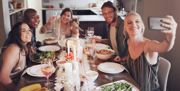 istock It wouldn't be the festive season without good friends 1199876012