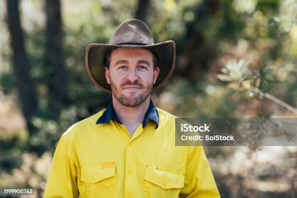 Portrait Of A Environmental Conservationist Stock Photo - Download Image Now - Australia, Park Ranger, People