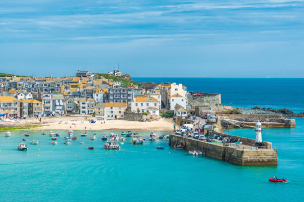 Elevated views of the popular seaside resort of St. Ives Elevated views of the popular seaside resort of St. Ives, Cornwall, England, United Kingdom, Europe st ives cornwall stock pictures, royalty-free photos & images