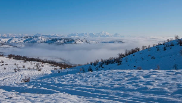 cosik village (coik köyü) tunceli (dersim) mają ładny widok w zimie. - coik zdjęcia i obrazy z banku zdjęć