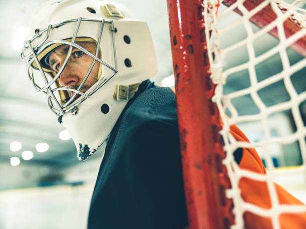 istock Pro Hockey goalie 1199988415
