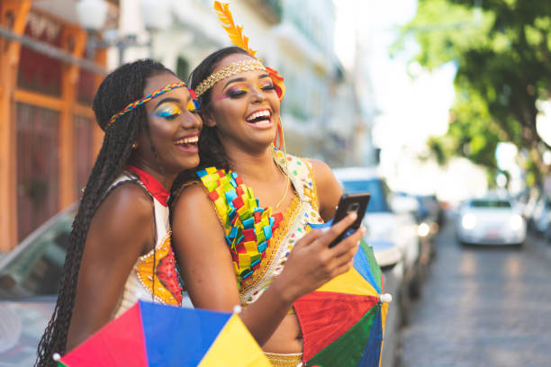 istock Dancers waiting taxi 1200009453
