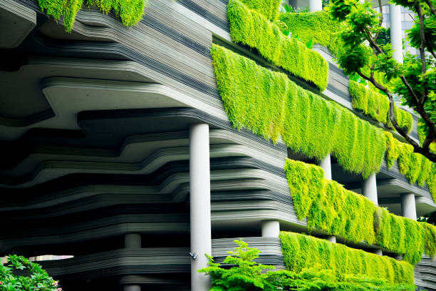 green eco building - singapore city stock-fotos und bilder