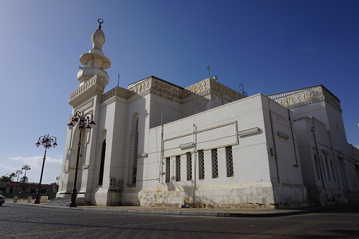 Its located in the hearth of Tabuk City, Historic Area of Tabuk City, attribute to the Prophet Muhammad Peace bu Upon Him.\nIt was re-built in the reign of Caliph Omar bin Abdul Aziz in the Umayyad periods.
