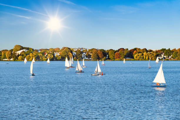 Sailing boats the River Alster - Hamburg Sailing boats the River Alster - Hamburg aussenalster lake stock pictures, royalty-free photos & images