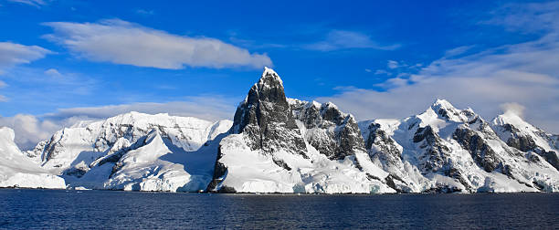 istock Beautiful snow-capped mountains 120021852