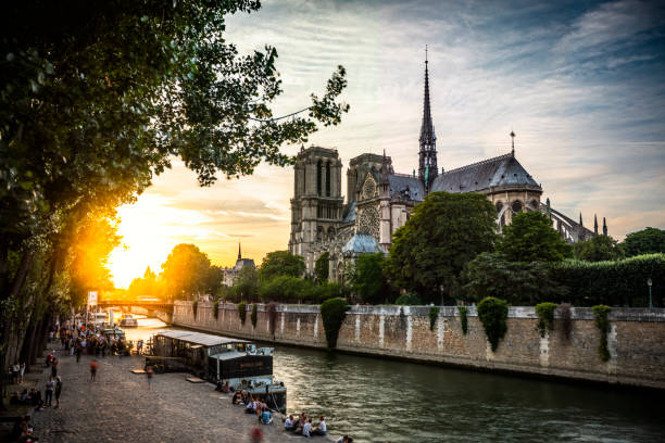 istock Notre Dame de Paris at Sunset 1200329742
