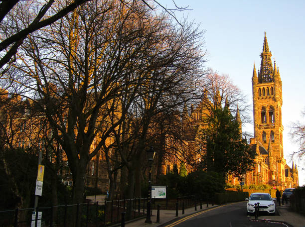 universidad de glasgow - mac millan fotografías e imágenes de stock