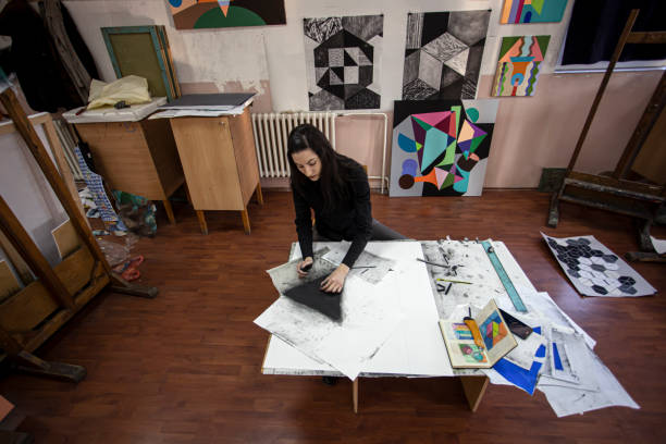 istock Student of art working on her project in the art studio 1200387958