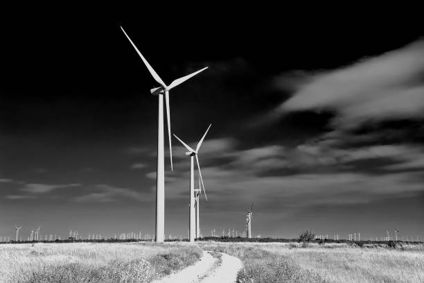 istock Wind turbines on a wind farm in Texas 1200408510