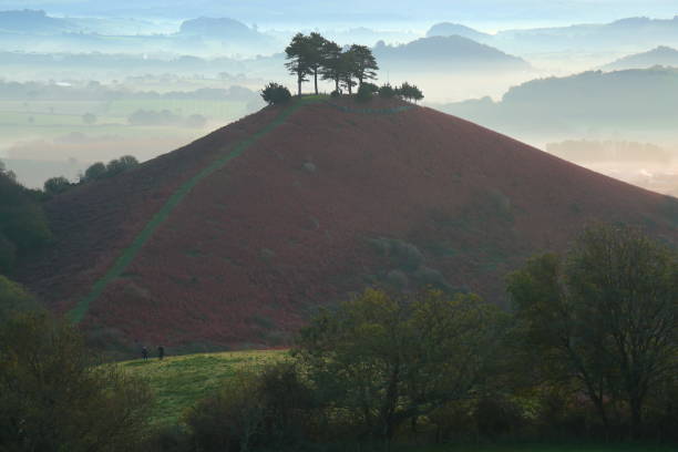 istock Misty morning over Collmer's Hill 1200424595