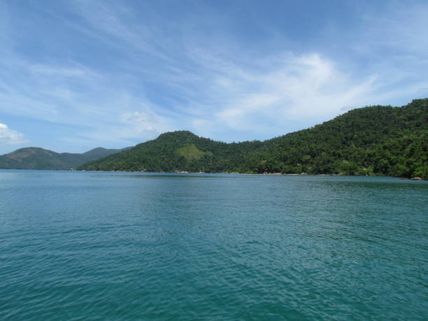 istock Boat trip through the Paraty region 1200507807