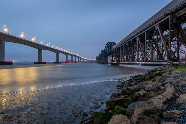 istock Foggy Evening at the Benicia-Martinez Bridge 1200651238